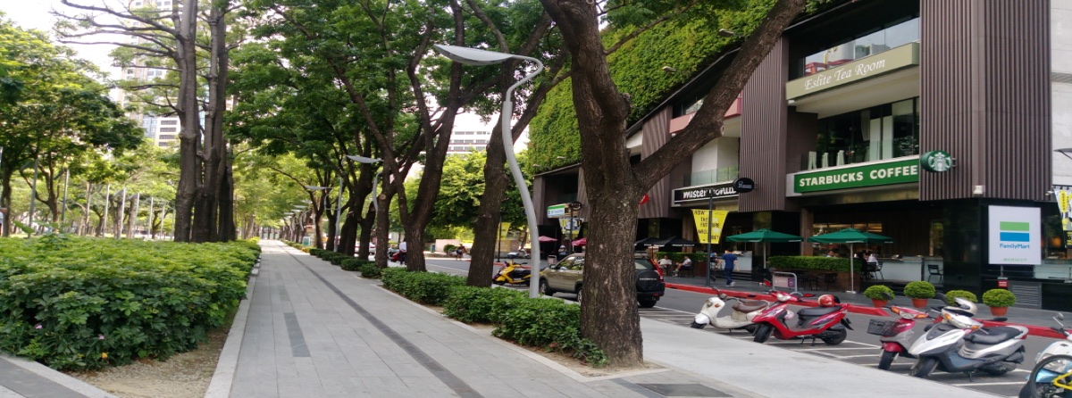 草悟道綠蔭步道與勤美誠品綠園道街景